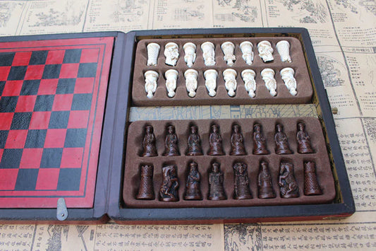 Antique Leather Box Set Chess